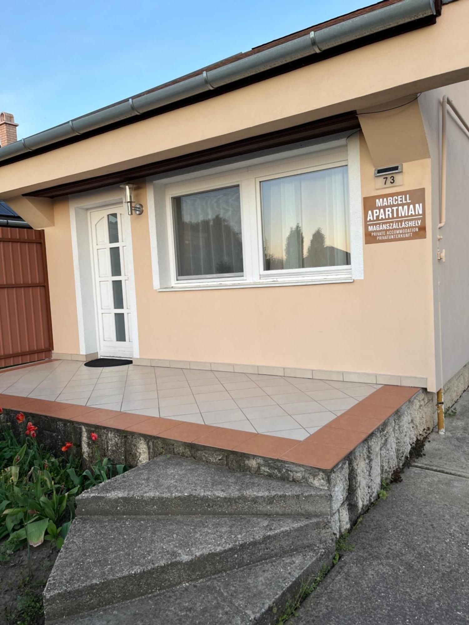 Marcell Apartman Hajdúszoboszló Esterno foto